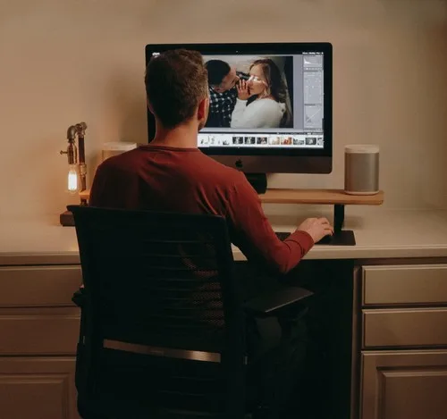 Lightroom Editing Course by G-Presets - The Edit